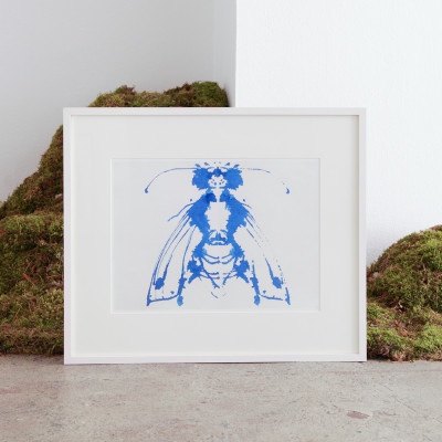 Joan Jonas, Blue Bee